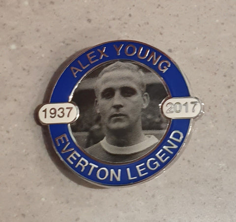 Everton FC Official Alex Young Pin Badge - Everton Legend