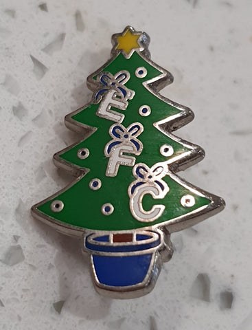 Everton Novelty Christmas Tree Pin Badge